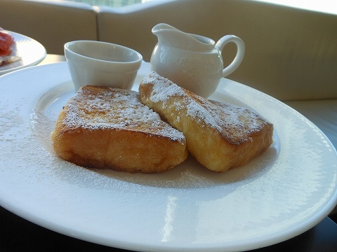 フレンチトースト　コンラッド