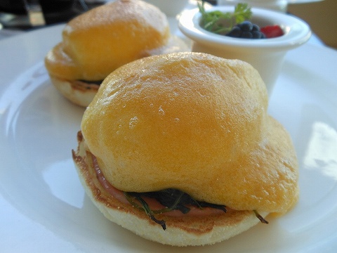 エッグベネディクト