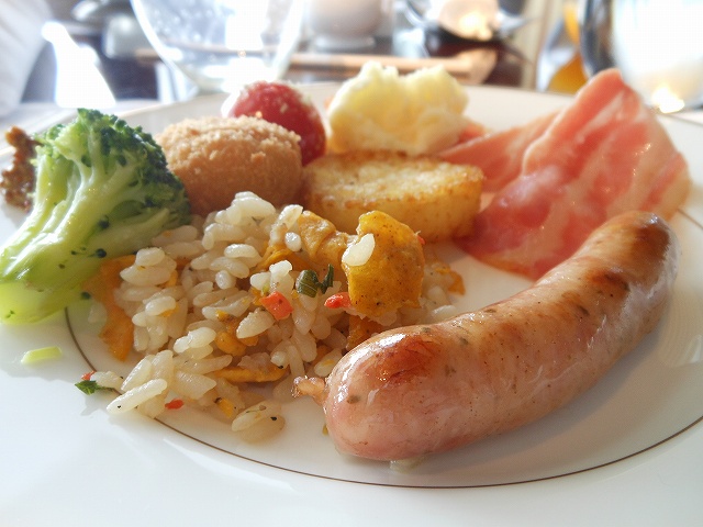 ソーセージとベーコン